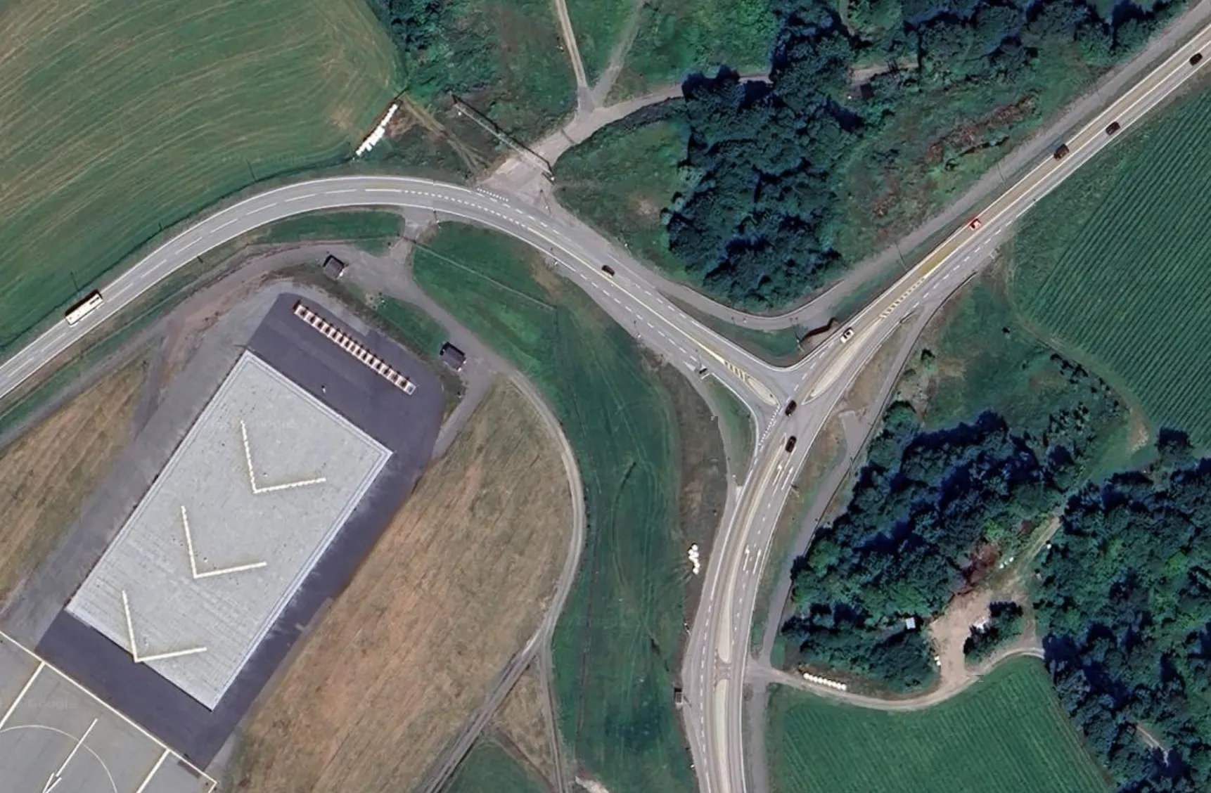 Matching road beside Kristiansand Airport